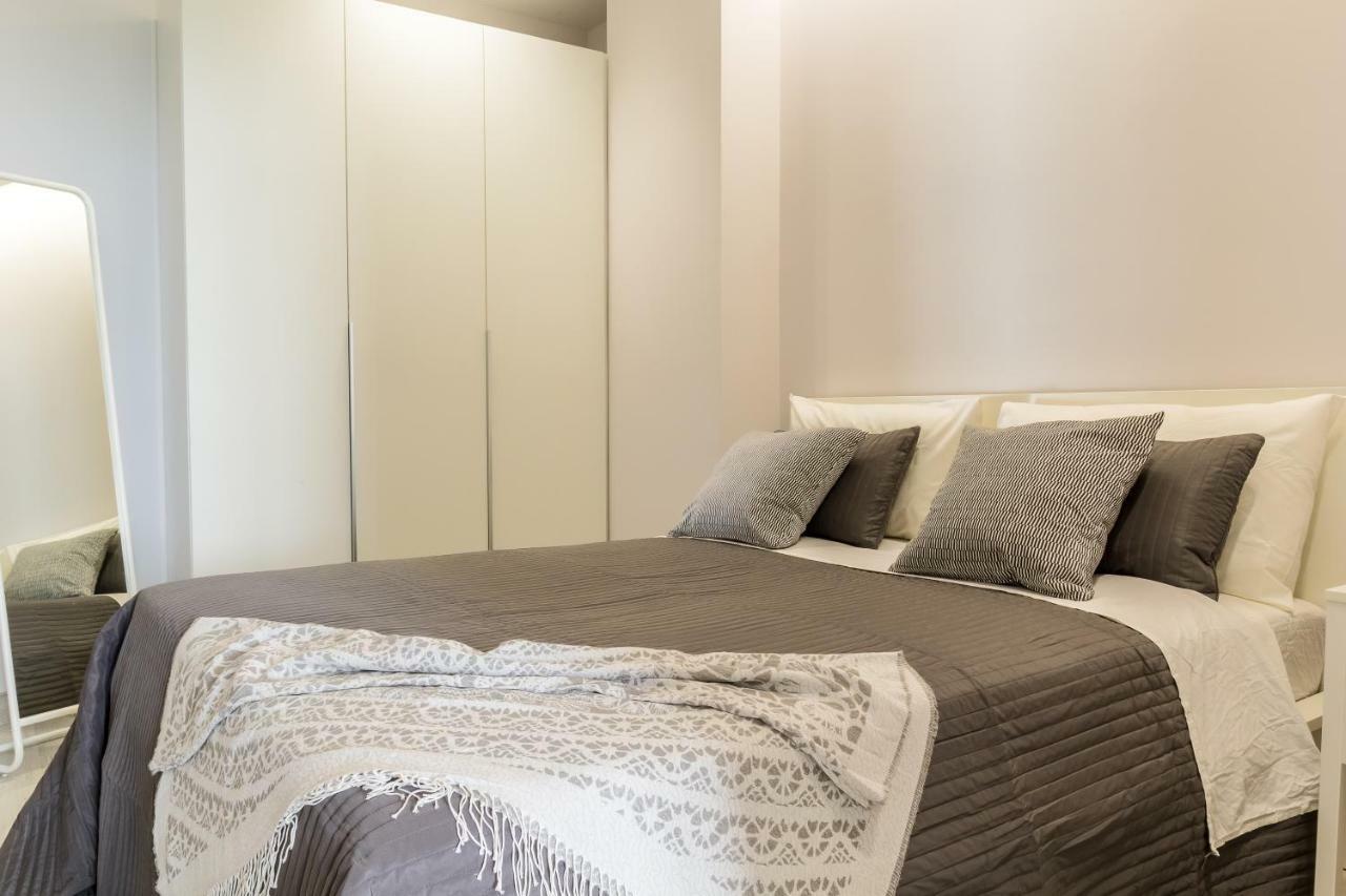 Les Suites - Apartments Рипосто Екстериор снимка